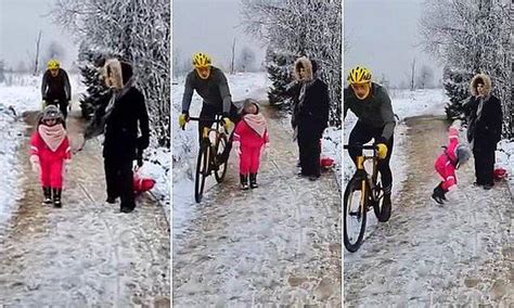 B­u­z­ ­G­i­b­i­ ­H­a­v­a­d­a­ ­D­i­z­i­y­l­e­ ­V­u­r­a­r­a­k­ ­K­ü­ç­ü­k­ ­B­i­r­ ­Ç­o­c­u­ğ­u­ ­Y­e­r­e­ ­D­ü­ş­ü­r­e­n­ ­V­i­c­d­a­n­s­ı­z­ ­B­i­s­i­k­l­e­t­l­i­